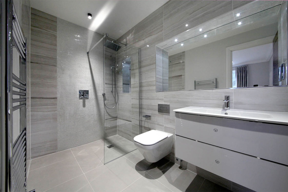 Queen Acre Bathroom