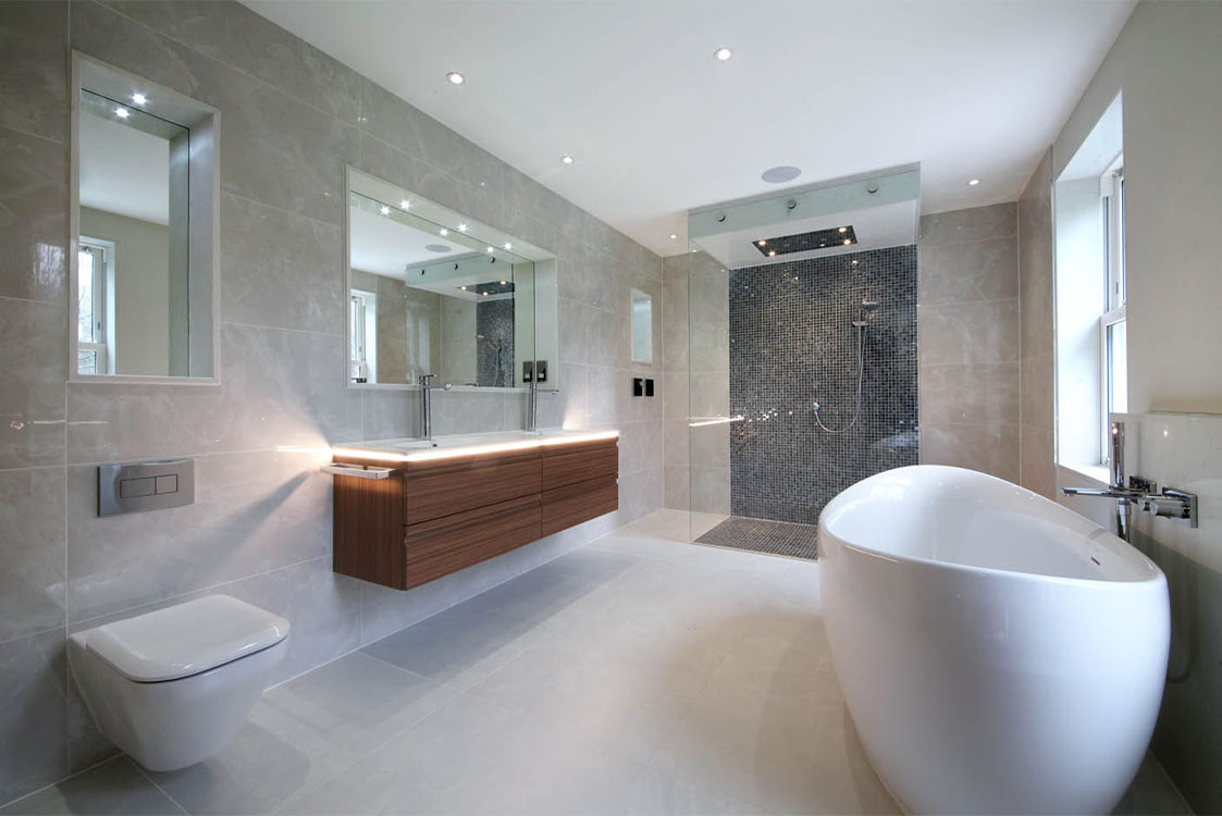 Queen Acre Bathroom